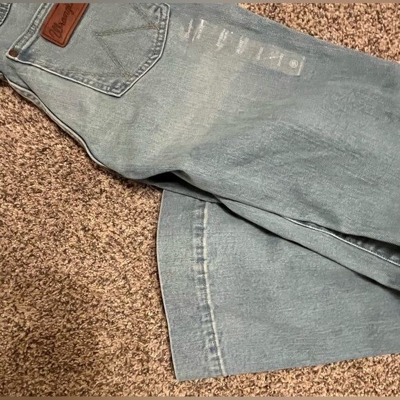 Wrangler Light Blue Denim Pants - Picture 3 of 6